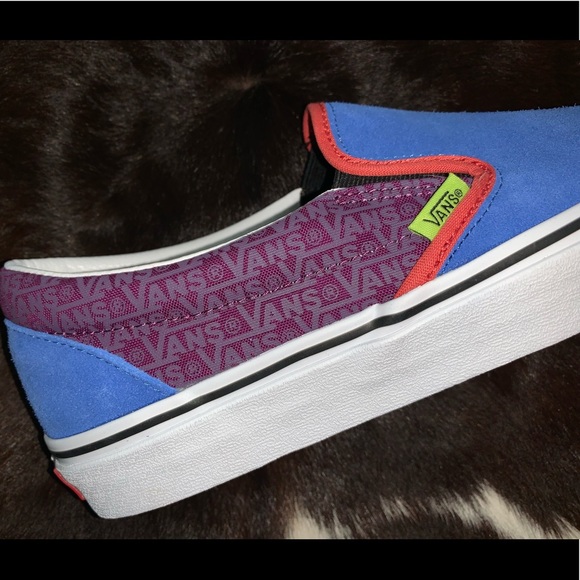 CLASSIC SLIP-ON VANS - Picture 3 of 5
